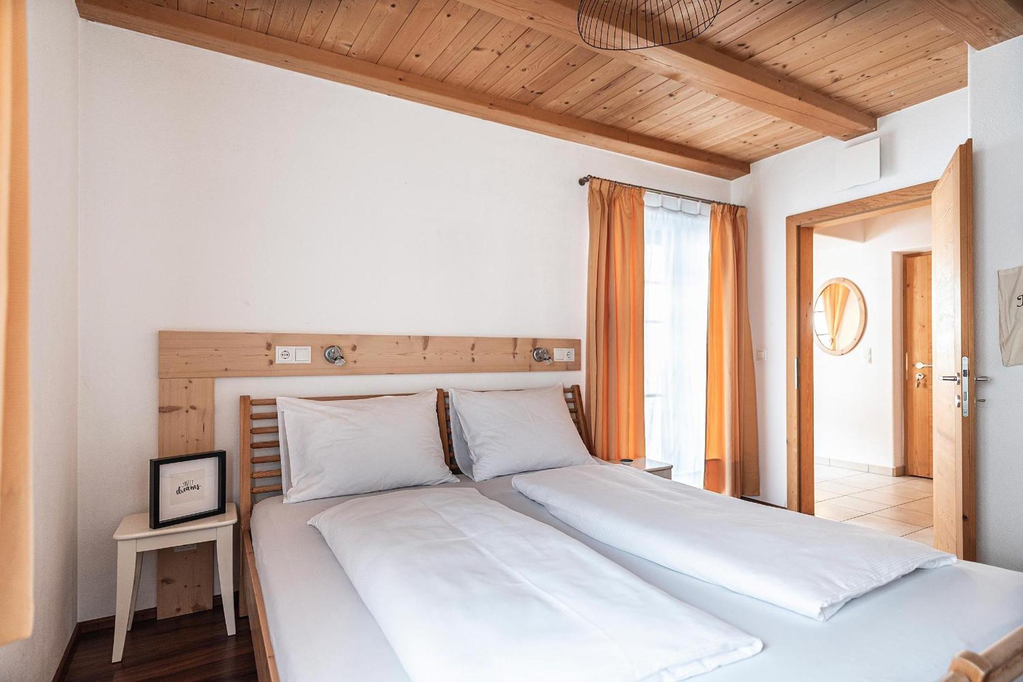 Schrotthof Apartment Feldthurns Ngoại thất bức ảnh